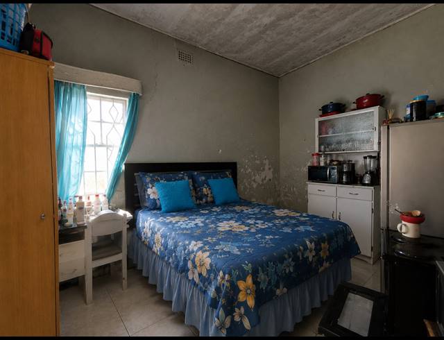 4 BEDROOM HOUSE FOR SALE IN VEREENIGING CENTRAL